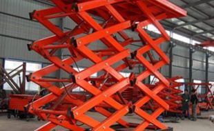 建筑施工中升降機平臺的空間規劃與設計要點